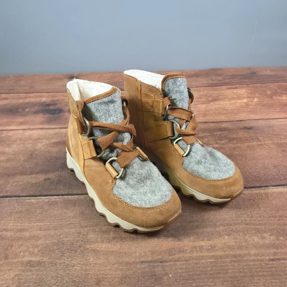 Sorel Kinetic Short Boots Womens 9 Brown Good Waterproof Suede NL3097-224